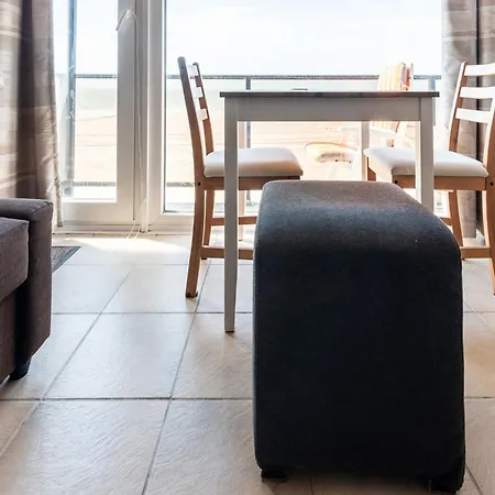 Studio In Ostend With Stunning Sea Views, Cleaning Included Appartamento Ostenda