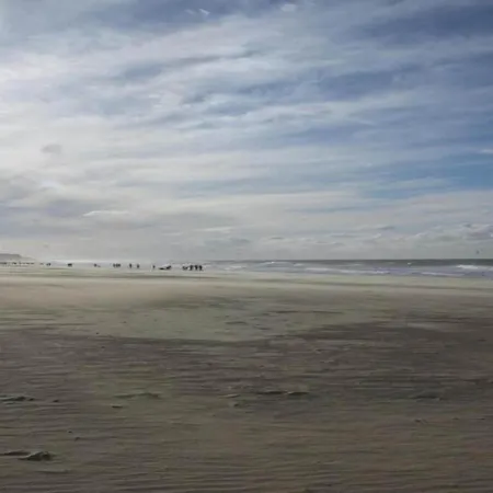 Appartement In With Stunning Sea Views, Cleaning Included Ostende